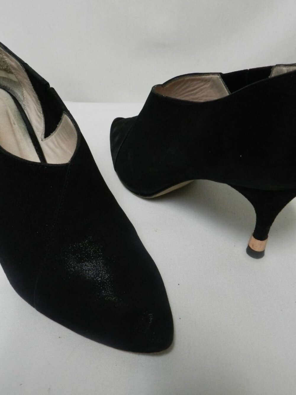 Repetto Size 39 US 8 Suede gold accent heeled ankle boots booties black shimmer